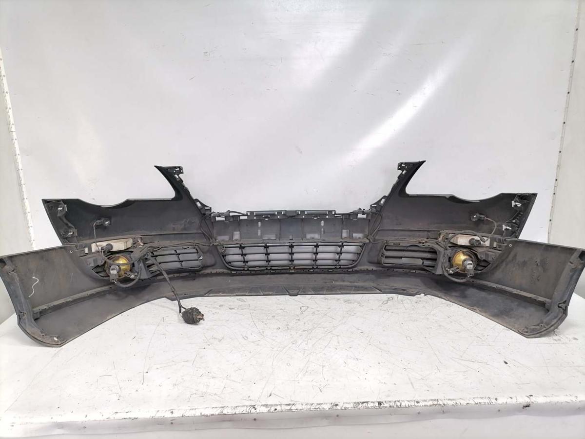 VW Passat 3C original Sto&szlig;stange Stossf&auml;nger vorn LC9X Deepblack Bj.2009